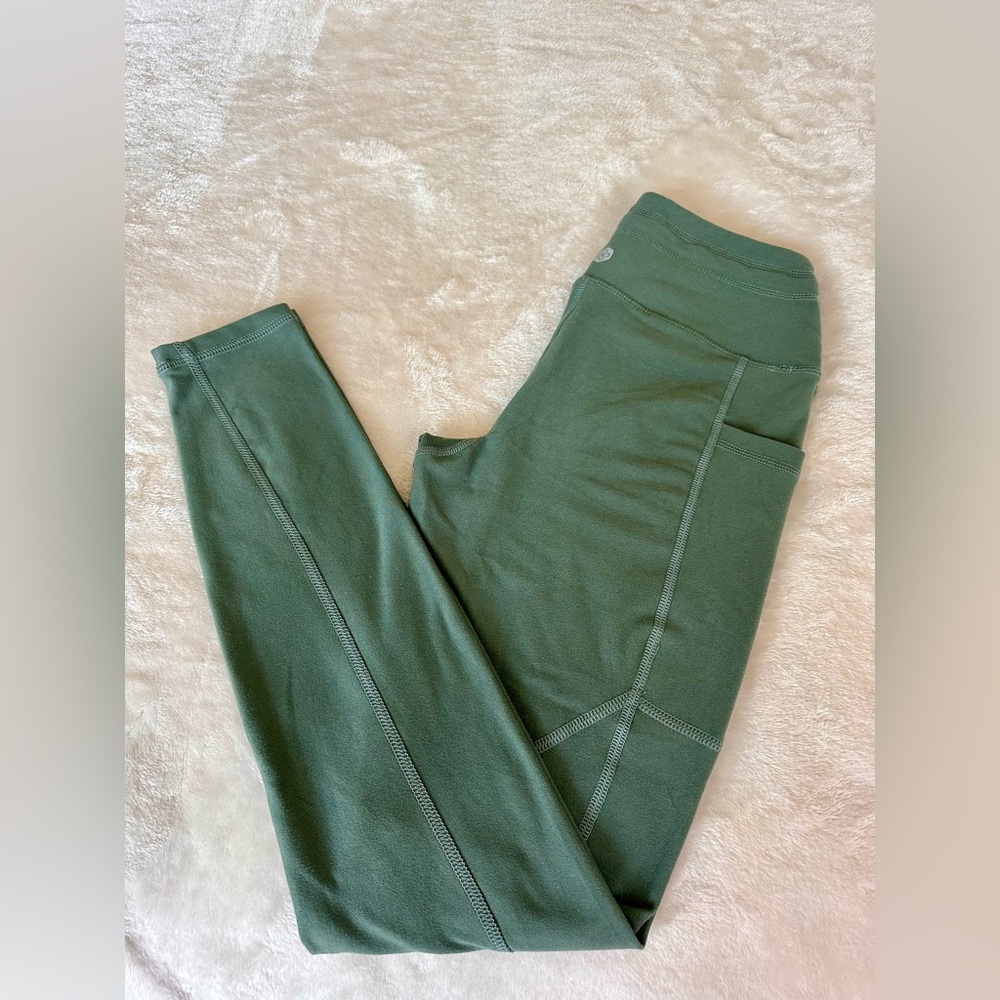 NWOT Scorpio Sol High Waist Travel Ankle Leggings
